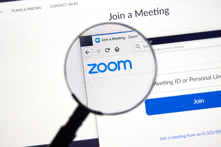 Zoomアカウントにライセンスユーザーを追加する方法