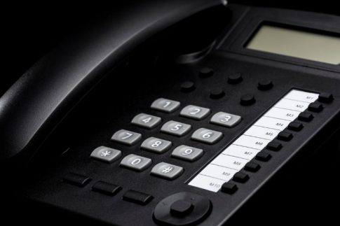 営業電話・迷惑電話対策に有効な自動音声応答（IVR）とは？機能を解説