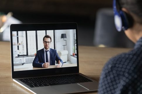 クラウドレコーディングとは?Zoomの便利な録画機能の使い方を解説