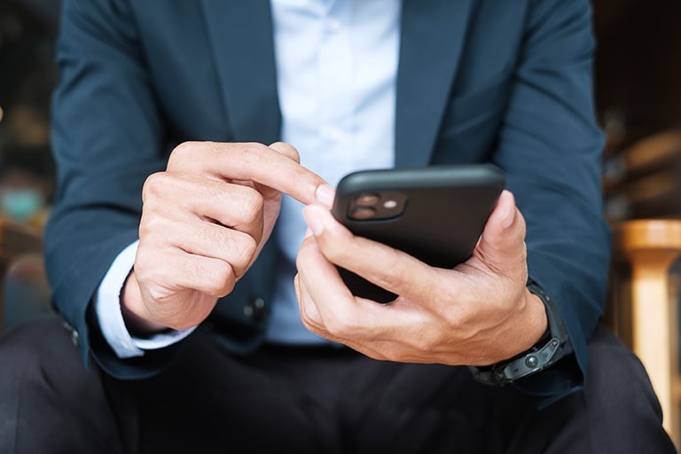 【キャリア別】電話転送の料金を紹介!業務負担を軽減できるサービスも紹介